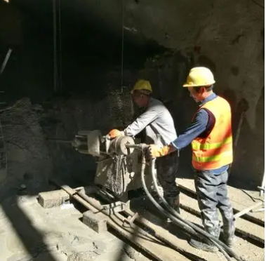 独山水下抗分散灌浆料特点 水下不分散注浆料介绍